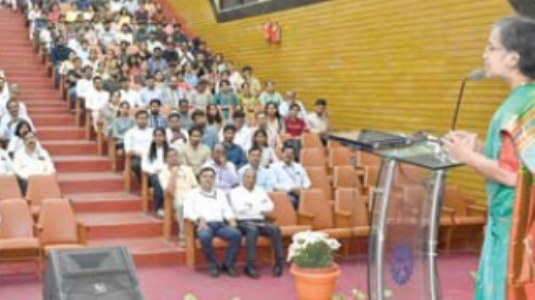 रिसर्च काे एंटरप्राइज में बदलें: डाॅ.एन.कलैसेल्वीसी